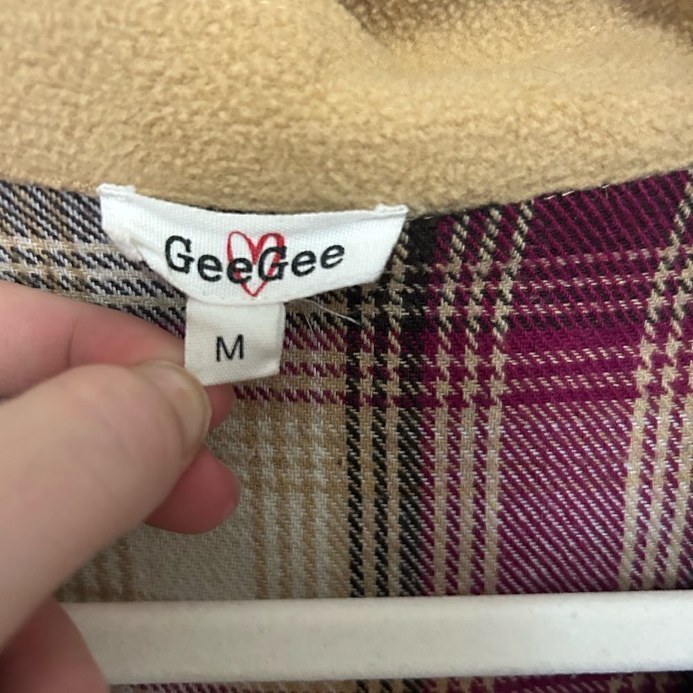 Geegee Jacket ✨ - Picture 6 of 6